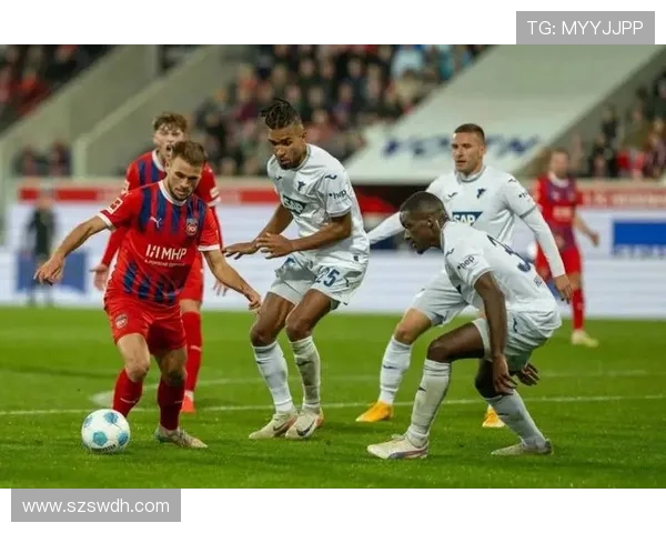 德甲最新比分直播数据分析实时更新精彩赛事战况 德甲最新比分直播数据分析实时更新精彩赛事战况